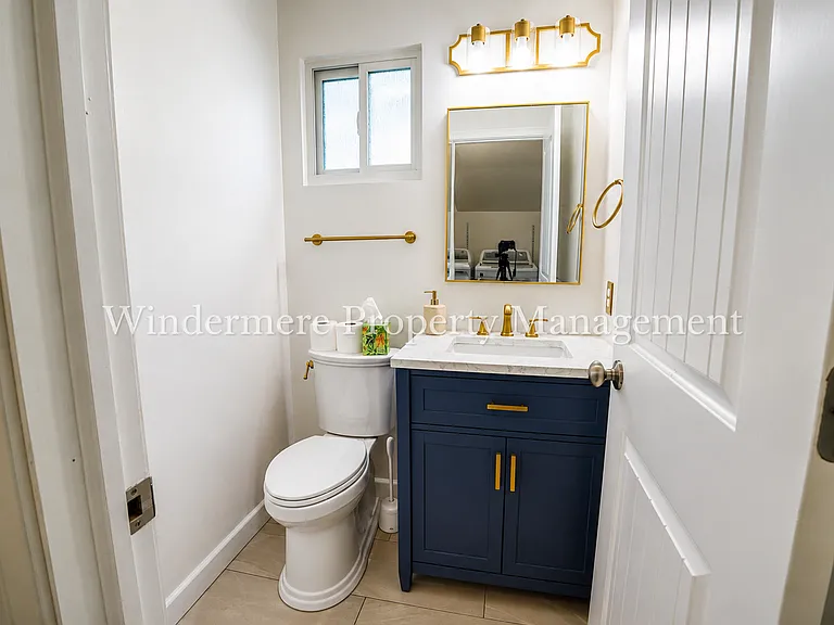 1087 NW Brinkley Ct — Photo 13
