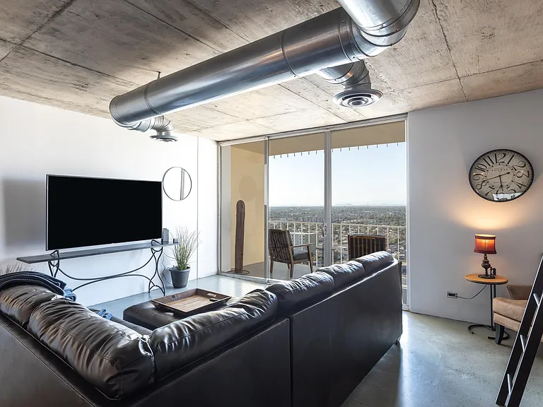 207 W Clarendon Ave #20D — Photo 17