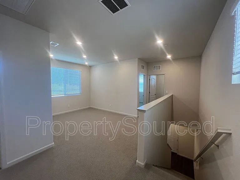2957 Mokelumne Ct — Photo 18