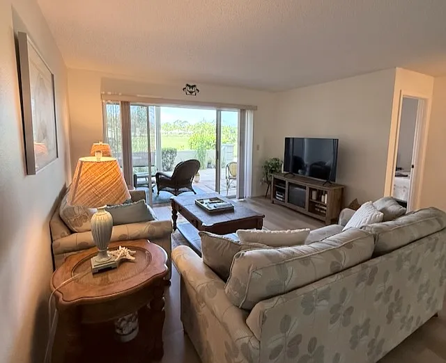 435 Cerromar Ln #327 — Photo 11