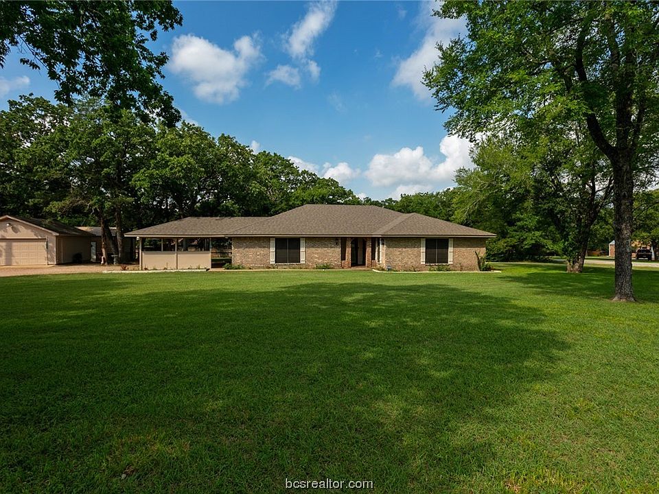 1st image of 7108 Oak Forest Dr