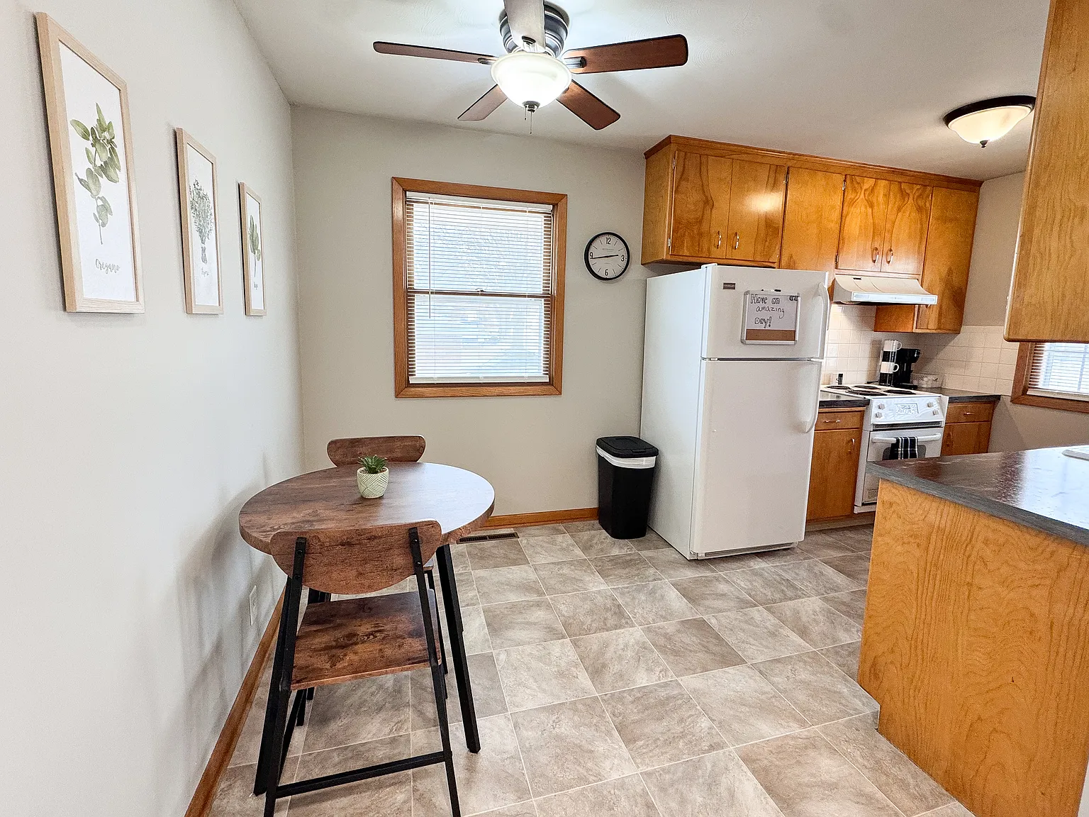 2 bed, 612 sqft, $1,995 — Photo 2