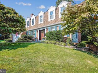 2945 Miller Heights Rd, Oakton, VA 22124
