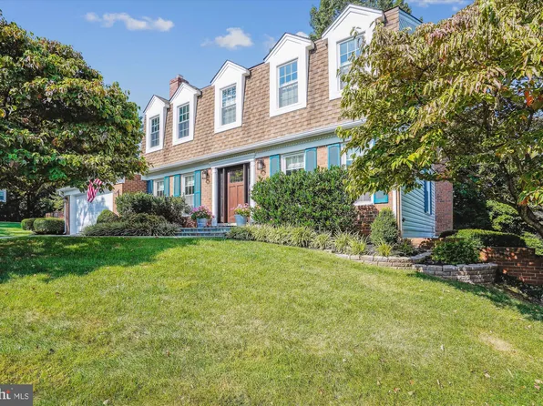 2945 Miller Heights Rd, Oakton, VA 22124