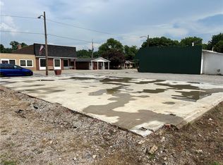 107 S Main St, Hutsonville, IL