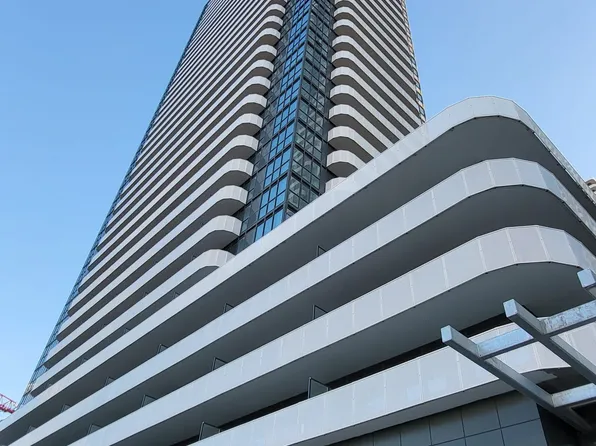 28 Interchange Way, Vaughan, ON