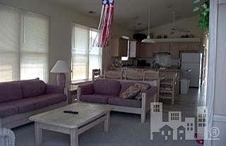 2nd image of 606 N Carolina Beach Avenue