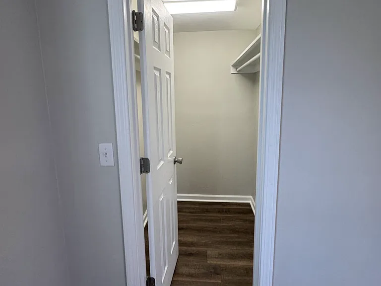 5214 Cedrus Cir — Photo 6