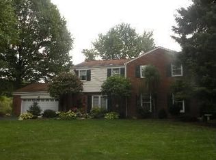 115 Ridgeview Dr, Venetia, PA 15367