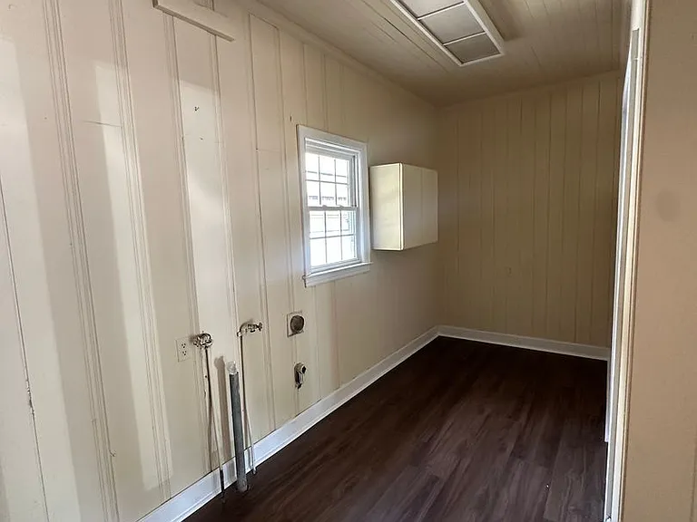 620 Nix Dr — Photo 17