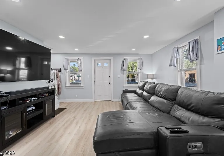 22 Decatur St #22 — Photo 4