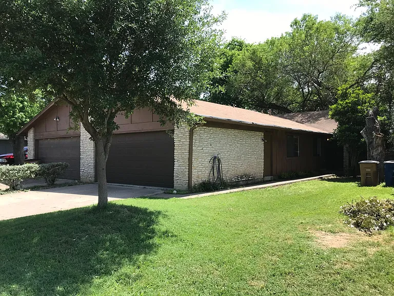 10405 Golden Meadow Dr #B — Photo 9