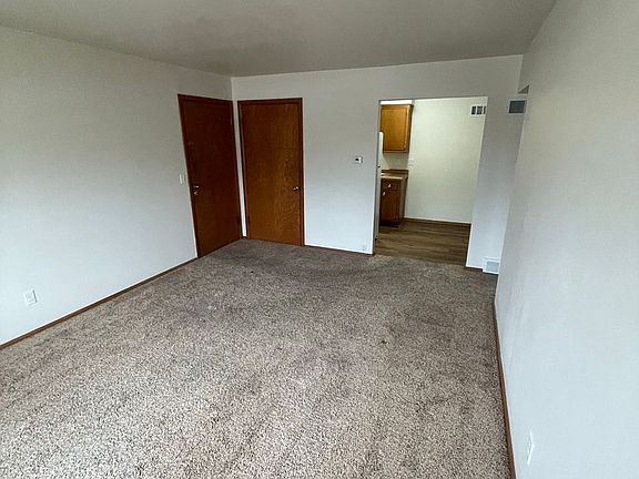 2nd image of 343 W Newhall Ave APT 8