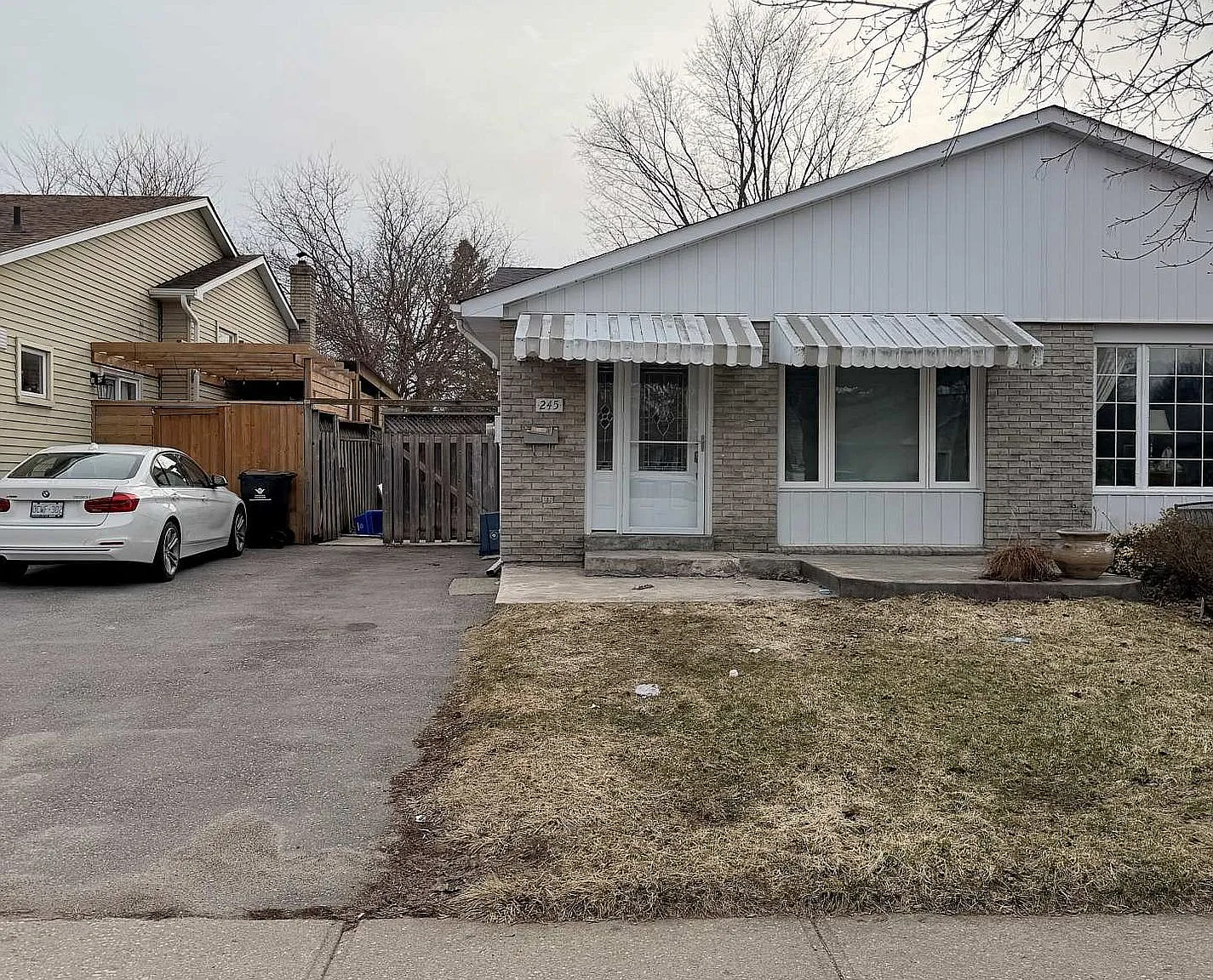 3 bed, $2,699 — Photo 1
