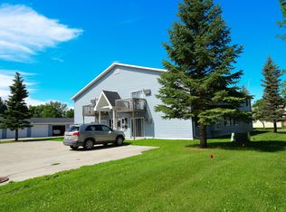 2010 Library Cir #8, Grand Forks, ND 58201