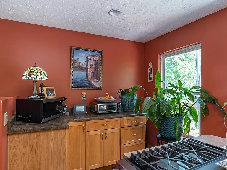 1106 W Countryside Ln — Photo 14