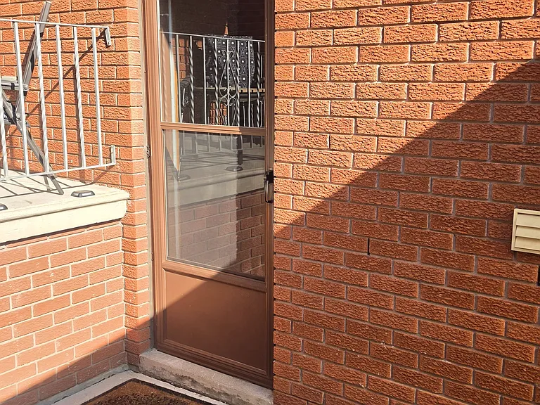 110 Milton St #LOWER LEVEL — Photo 5