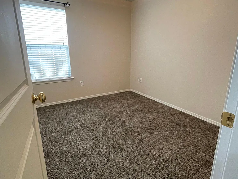 103 Garden Cir #2 — Photo 12