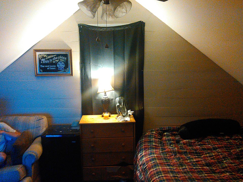 1st image of 123 Janeway #7