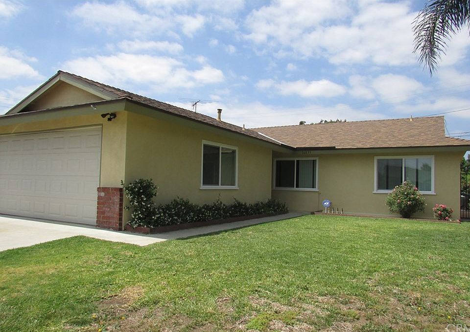 1st image of 16011 E Kingside Dr