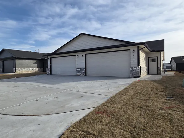 2451 S Wheatland St, Wichita, KS 67235