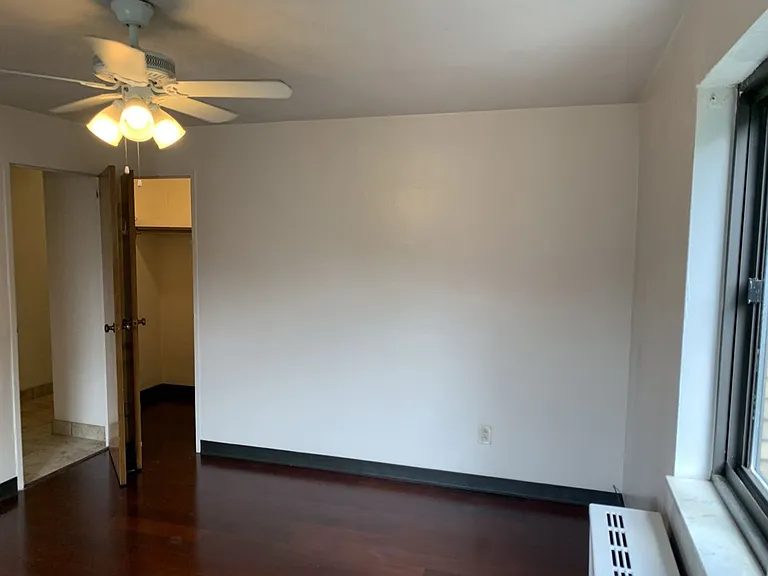 819 College Avenue — Photo 8