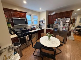 42-03 21st Ave #3, Astoria, NY 11105