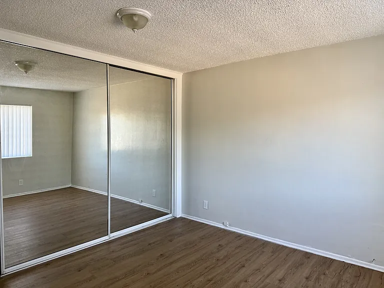 4830 Canoga St #J — Photo 10