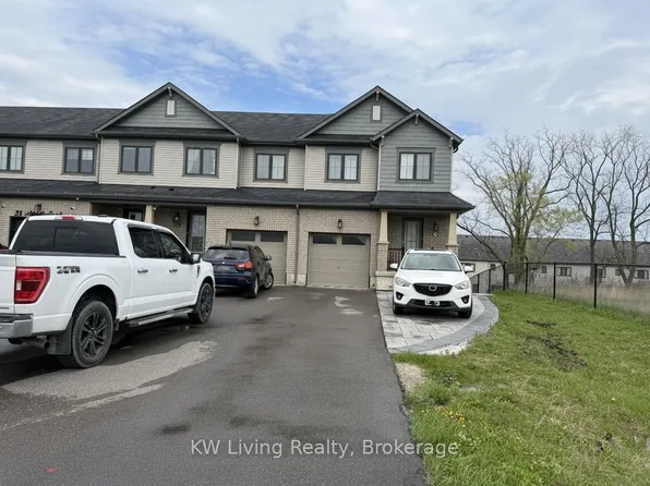 17 Allcroft Ct, Hamilton, ON L8J 0H7