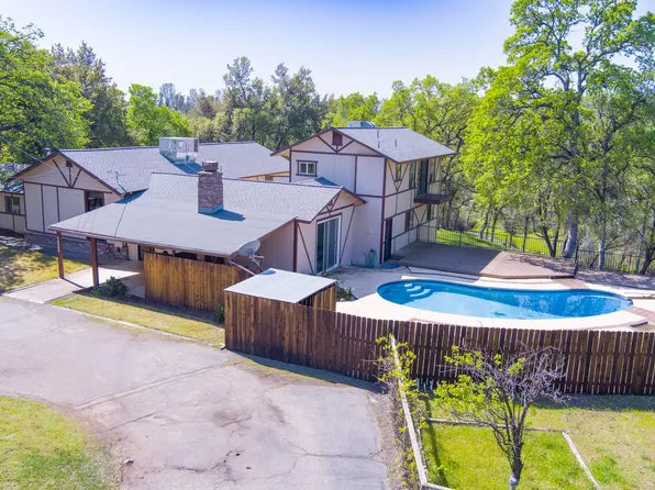 16588 Stanislaus Dr, Redding, CA 96001