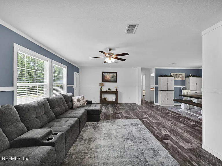 540783 Lem Turner Rd — Photo 10