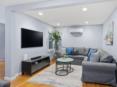 528 E 3rd St #2, South Boston, MA, 02127