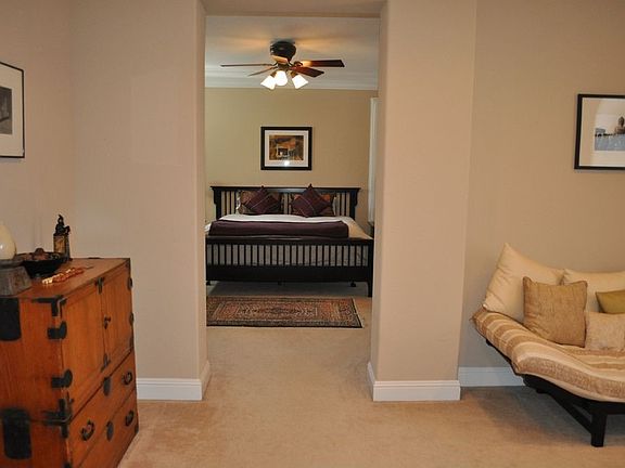 Master Bedroom+Retreat