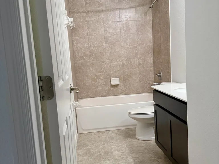2259 Seven Oaks Dr — Photo 27