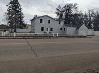 200 11th St SW, Minot, ND 58701