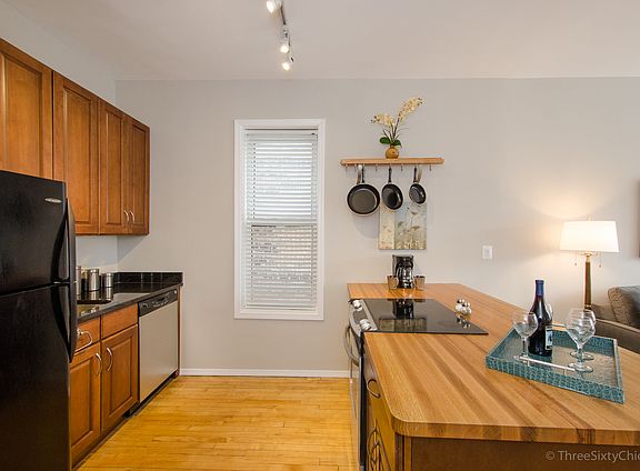 4th image of 2346 W Augusta Blvd APT 2F
