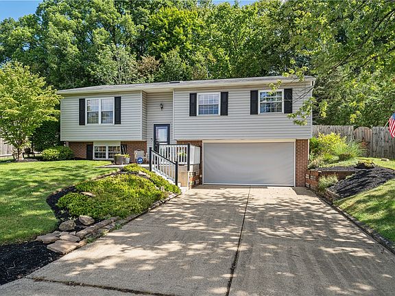 2nd image of 1644 Harvest Hill Dr