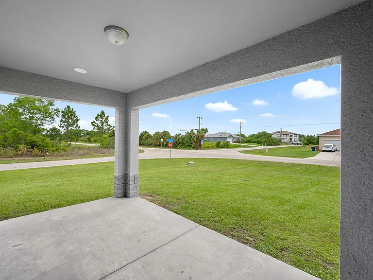 655 Chemstrand St E — Photo 26