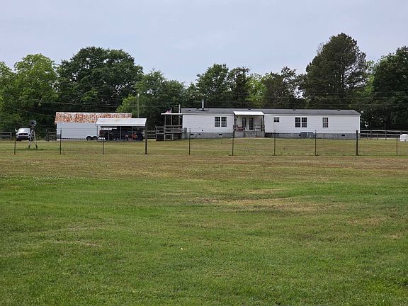 5th image of 1584 Adamsville Rd N