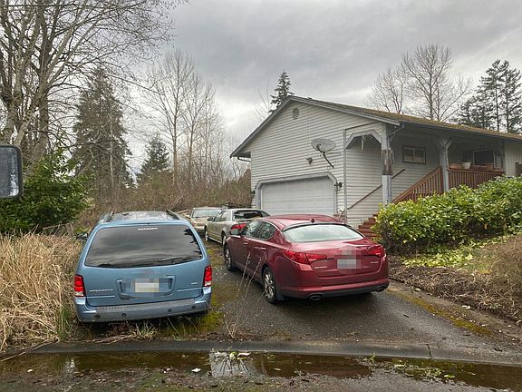 2nd image of 13612 SE 272nd Ct