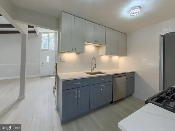 7803 Fordson Rd, Alexandria, VA 22306