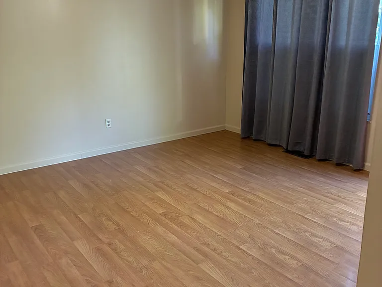 3604 Hollowwood Ave — Photo 2
