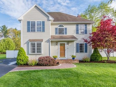 306 Edgewater Dr, Pembroke, MA, 02359