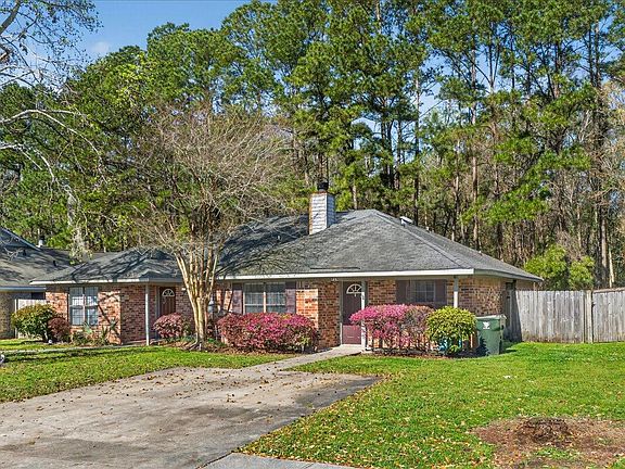 2nd image of 719 Temple Rd #B