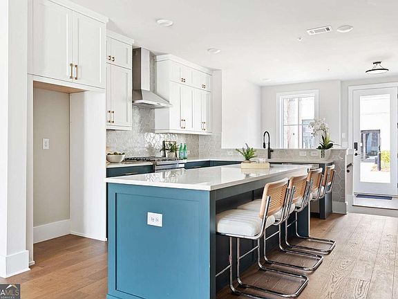 5th image of 7130 Summit Pl