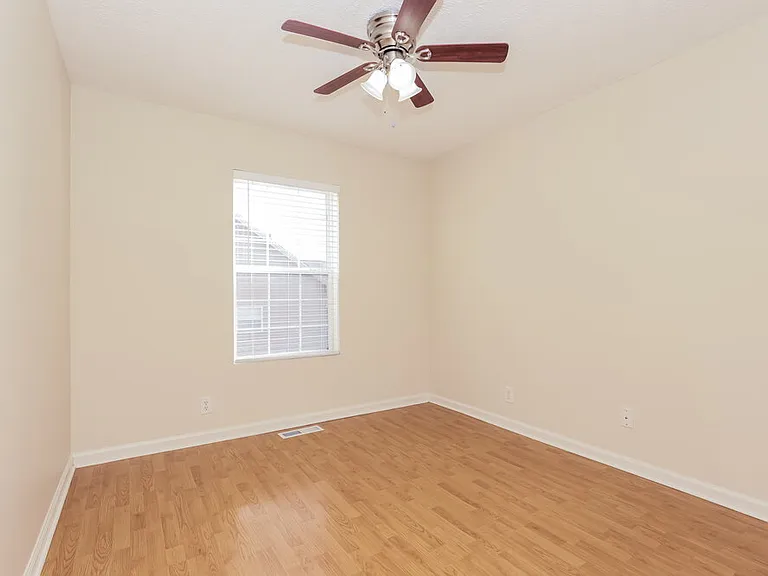 2313 Leighton Way — Photo 13