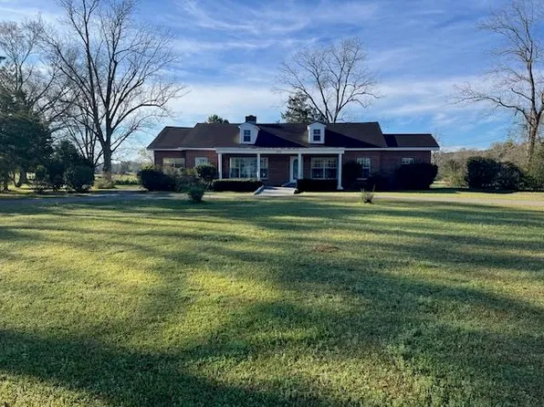 900 Old Perry Store Rd, Opp, AL 36467