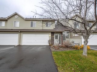 2405 Oakridge Cir, Hudson, WI 54016