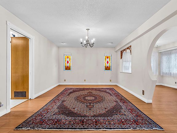 2nd image of 6884 Toderick St