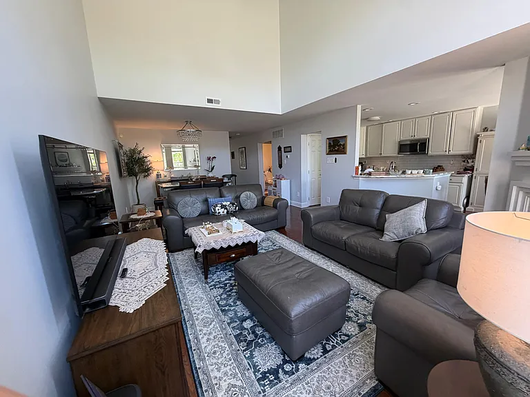 5086 Raintree Ct — Photo 6